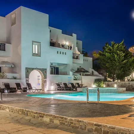 Liana & Agios Prokopios (Naxos)