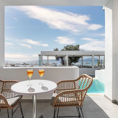 Hotel Liana & 4*