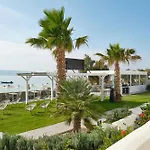 Hotel Liana & 4*
