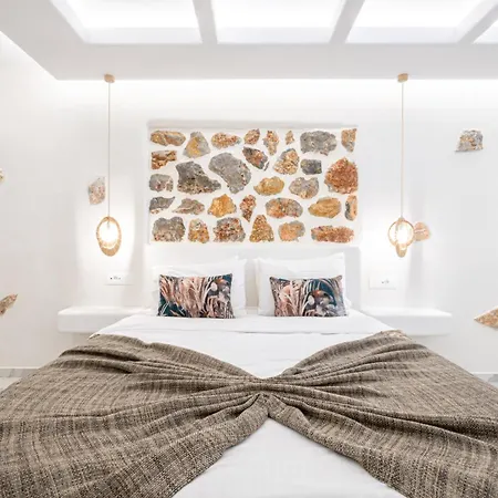 Liana & מלון איוס פרוקופיוס