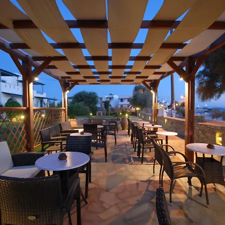 Liana & 4* Agios Prokopios (Naxos)