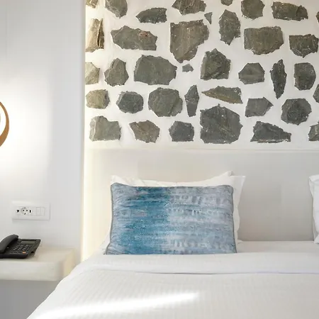 Liana & 4* Agios Prokopios (Naxos)