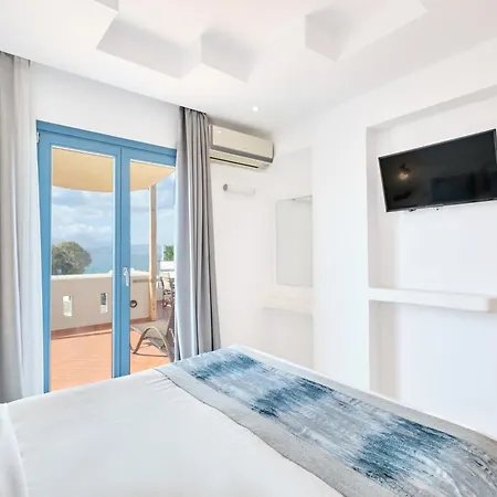 Hotel Liana & Agios Prokopios (Naxos)