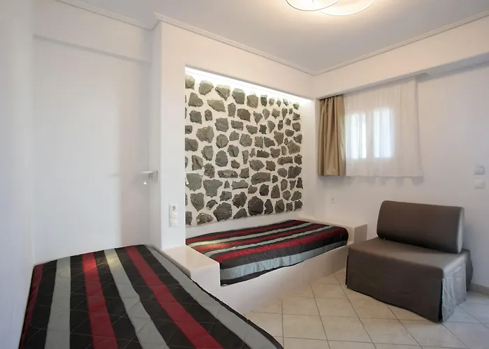 Liana & Отель 4*