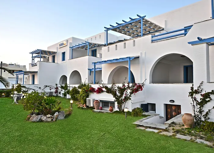 Hotel Liana & Agios Prokopios (Naxos)